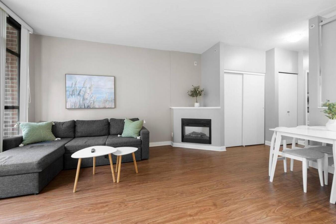 Top Floor Unit On Granville Strip Yaletown Area 溫哥華 外观 照片